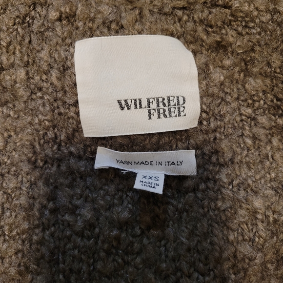 wilfred sweater - Picture 3 of 9